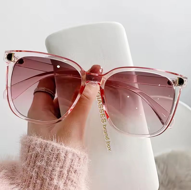 Sandra Vintage Oversized Square Sunglasses